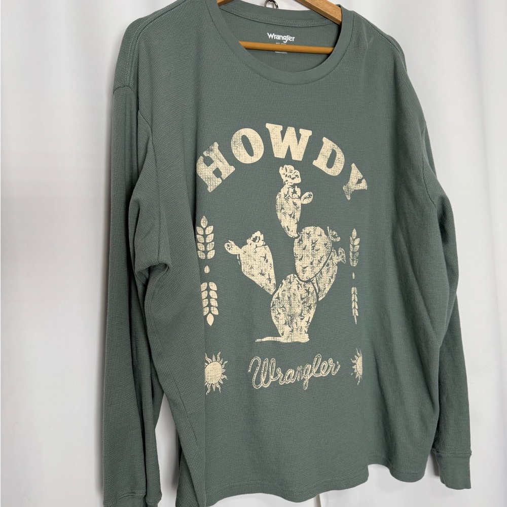 Wrangler Women’s‎ Thermal Long Sleeve Graphic Sage Waffle Knit Top XXL - Picture 2 of 8